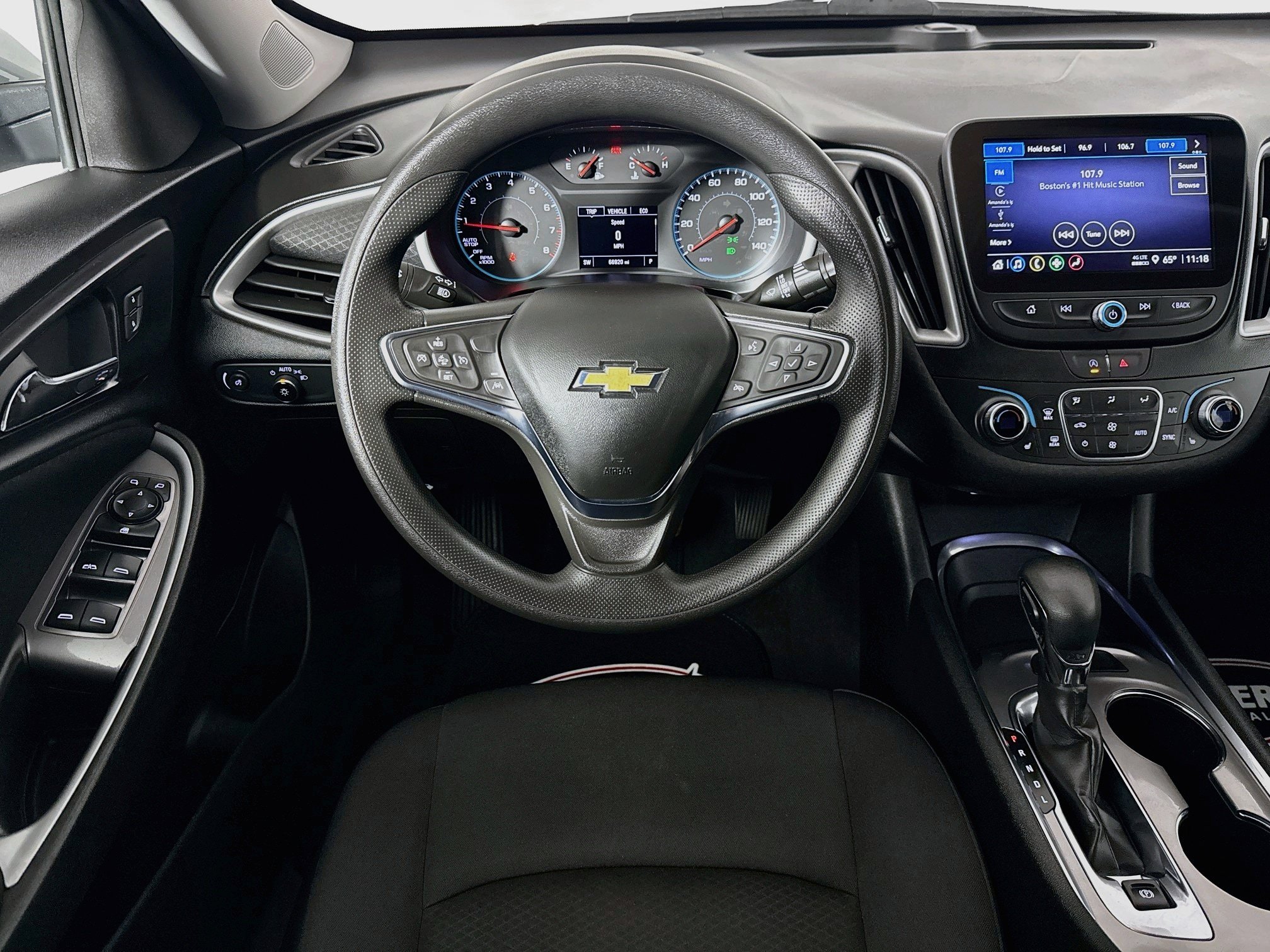 Used 2023 Chevrolet Malibu LT FWD image 23