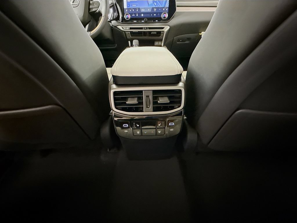 New 2026 Lexus RX 350 FWD image 18