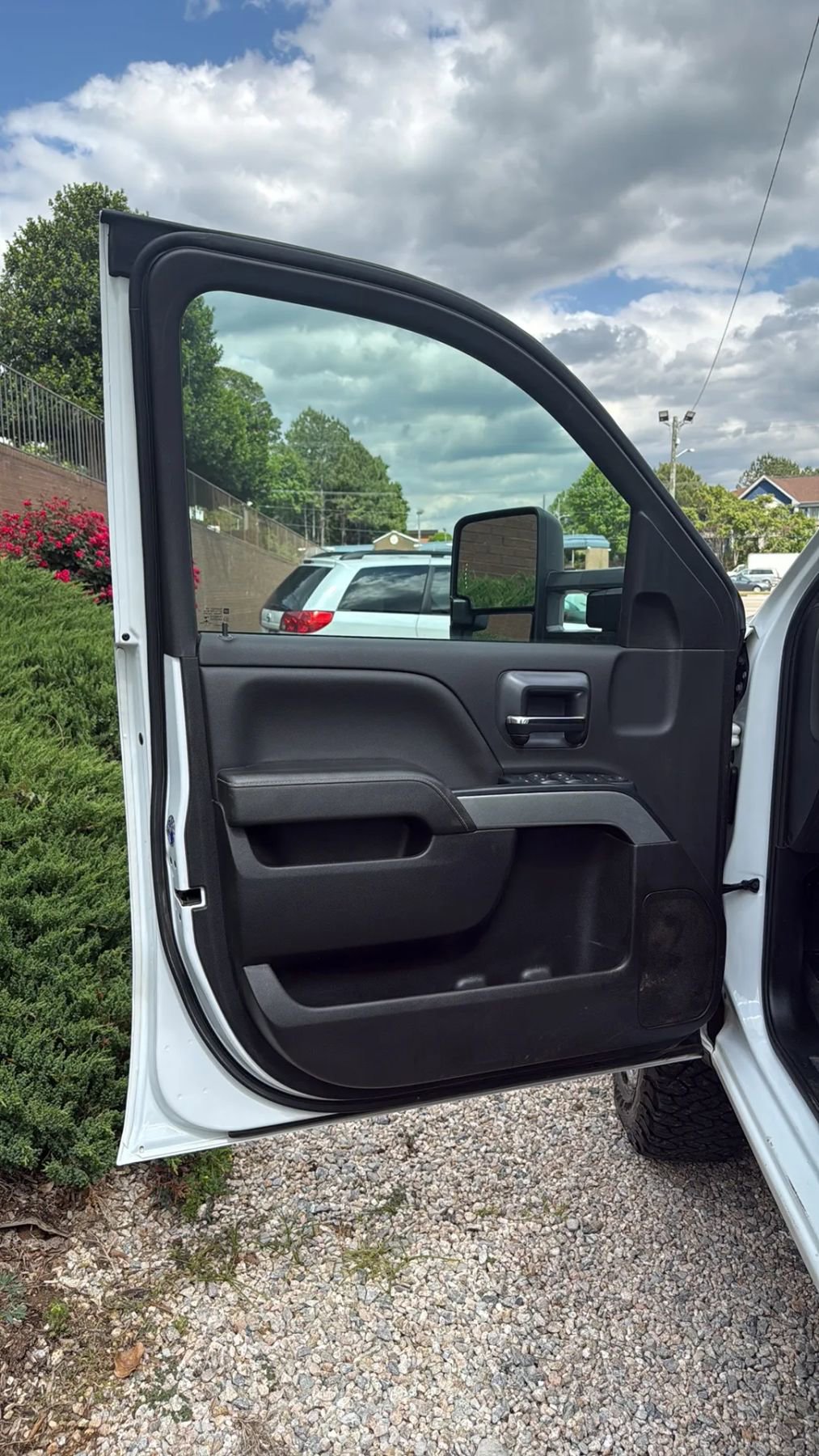 Used 2019 Chevrolet Silverado 2500 LT AWD/4WD image 13