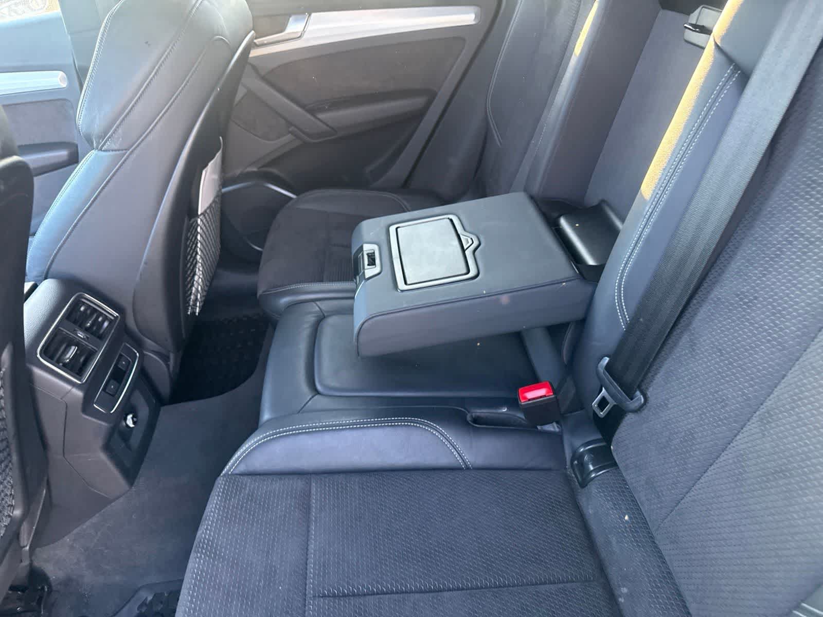 Used 2019 Audi SQ5 Premium w/ Convenience Package AWD/4WD image 16