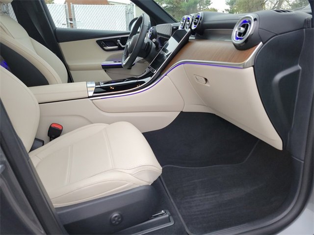 Used 2023 Mercedes-Benz GLC 300 4MATIC w/ Exclusive Trim Package image 12