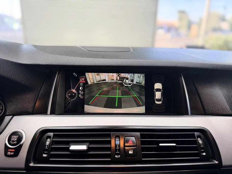 Used 2015 BMW 550i Sedan RWD image 14