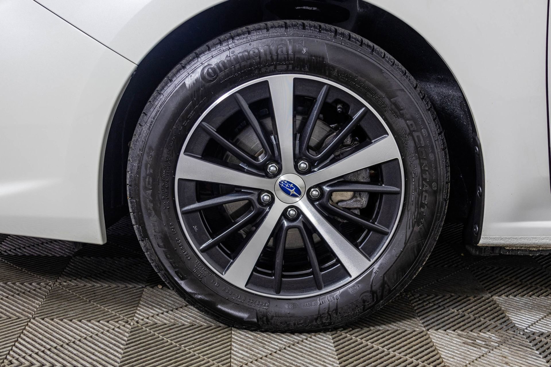 Used 2023 Subaru Impreza 2.0i Premium AWD/4WD image 46