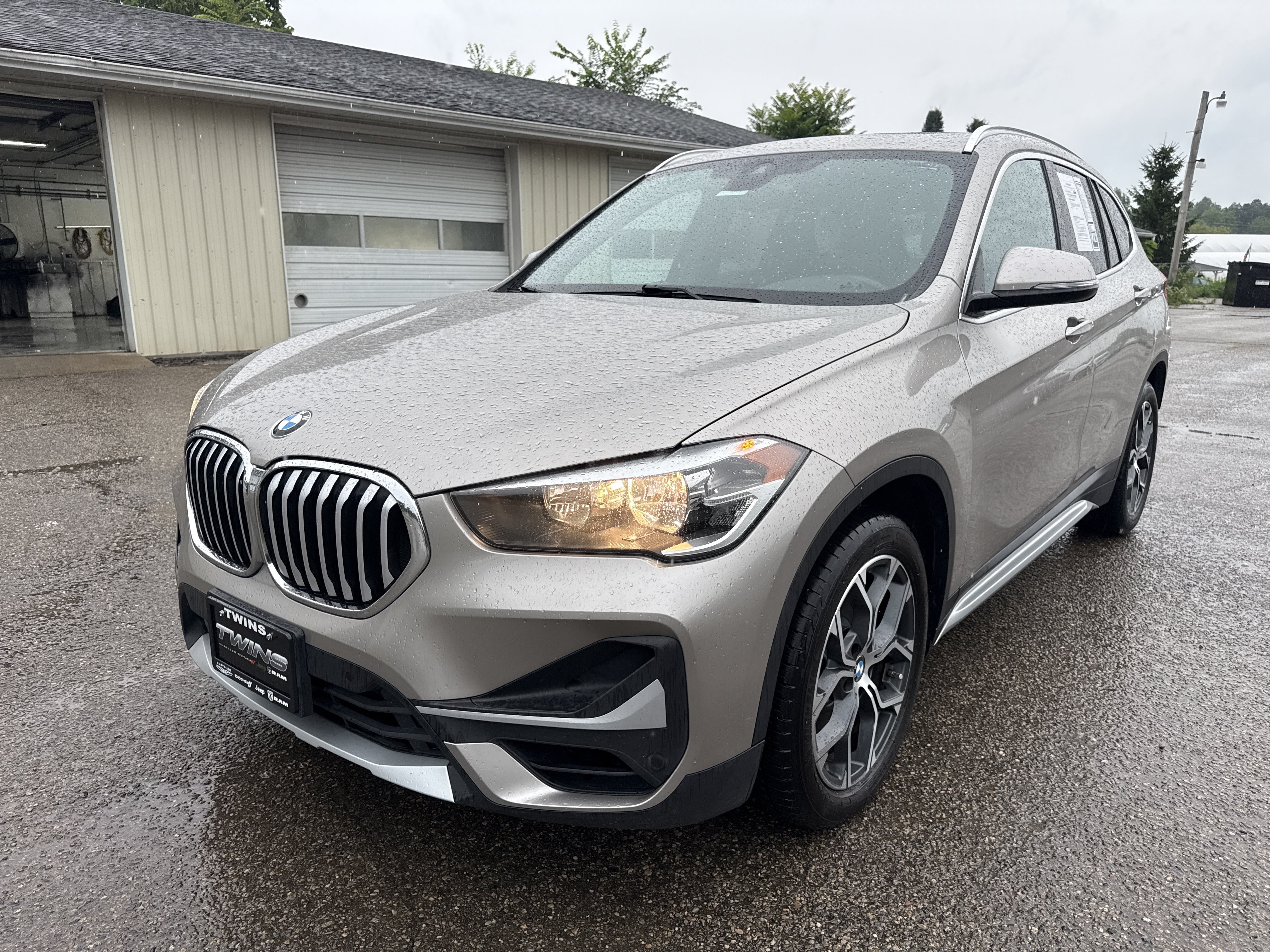Used 2022 BMW X1 sDrive28i w/ Convenience Package FWD image 12