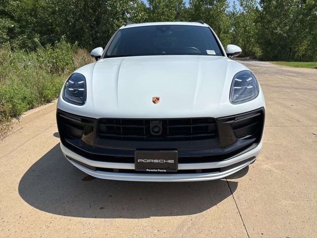 Used 2023 Porsche Macan Turbo image 19