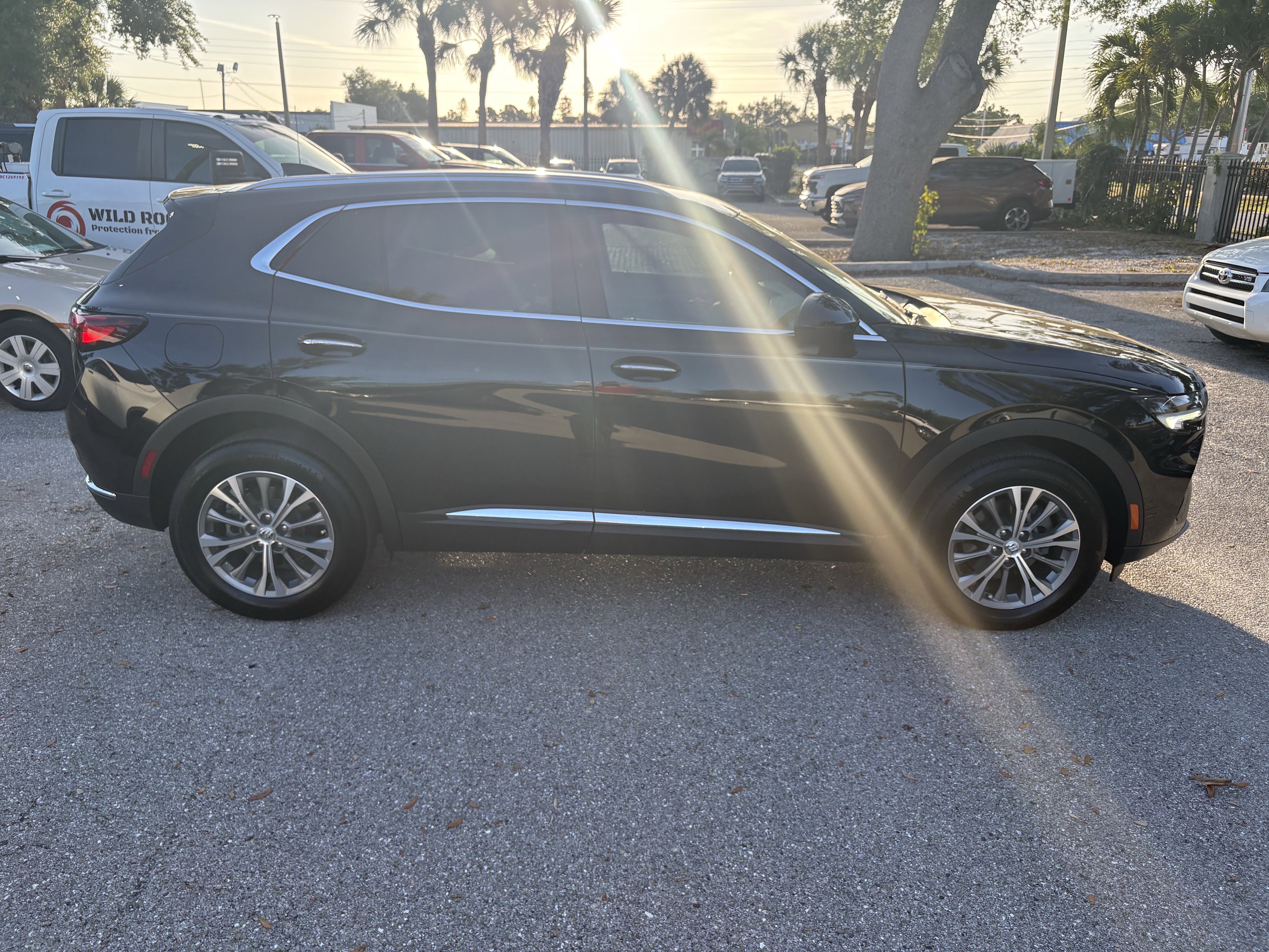 Used 2023 Buick Envision Preferred image 8