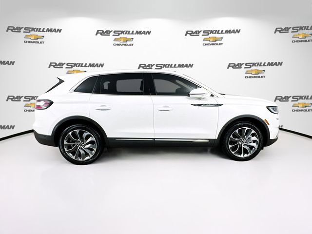 Used 2023 Lincoln Nautilus Reserve w/ Equipment Group 201A image 8