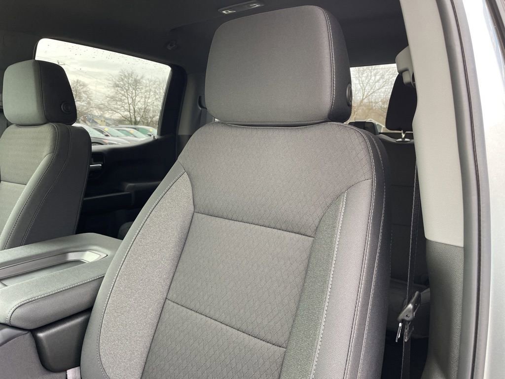 New 2026 Chevrolet Silverado 1500 Custom Trail Boss w/ Turbomax Blackout Package image 7