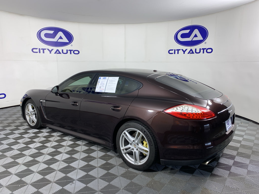 Used 2011 Porsche Panamera 4 AWD/4WD image 4