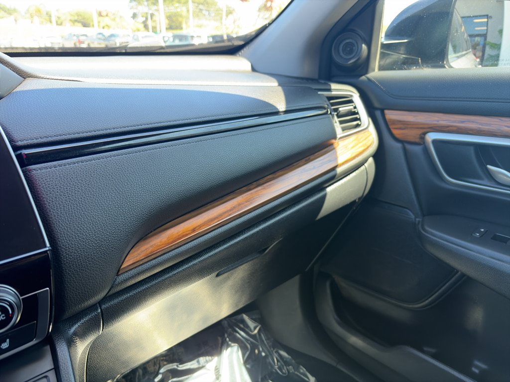 Used 2018 Honda CR-V Touring image 12