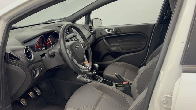 Used 2015 Ford Fiesta ST FWD image 24
