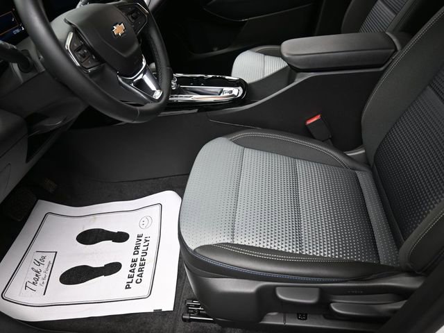 Used 2025 Chevrolet Trax LT w/ LT Convenience Package FWD image 15