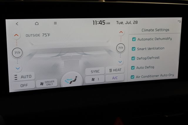 Certified 2024 Kia EV6 Wind RWD image 29
