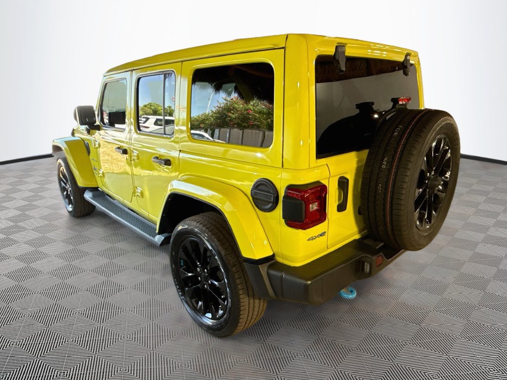 Certified 2022 Jeep Wrangler Unlimited Sahara w/ Cold Weather Group AWD/4WD image 8