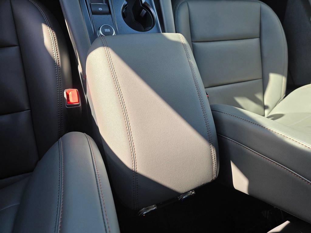 New 2026 Ford Explorer Active w/ Active Comfort Package AWD/4WD image 27