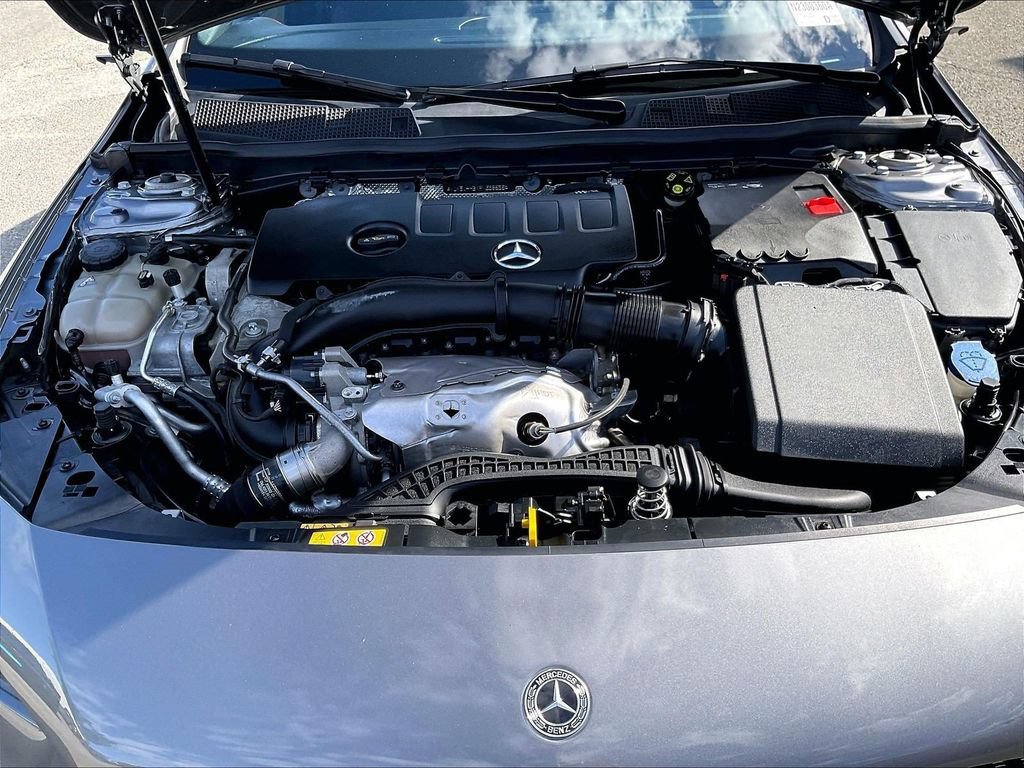 Used 2023 Mercedes-Benz CLA 250 4MATIC image 30