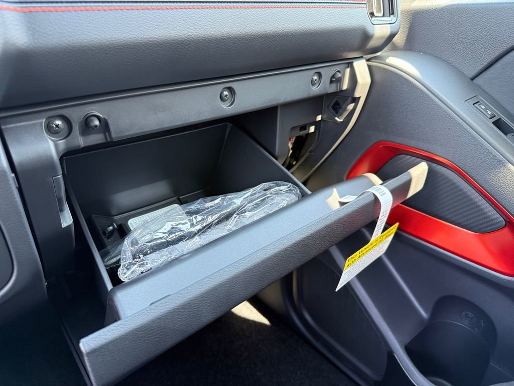 New 2025 Nissan Frontier PRO-4X w/ Interior Protection Package image 29