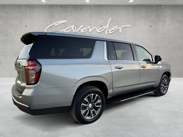 Used 2023 Chevrolet Suburban LS RWD image 16