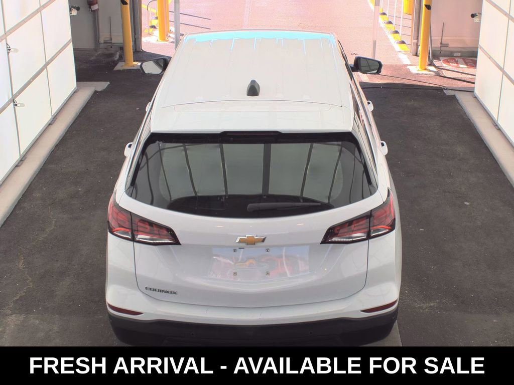 Used 2024 Chevrolet Equinox LS w/ Driver Confidence II Package image 6