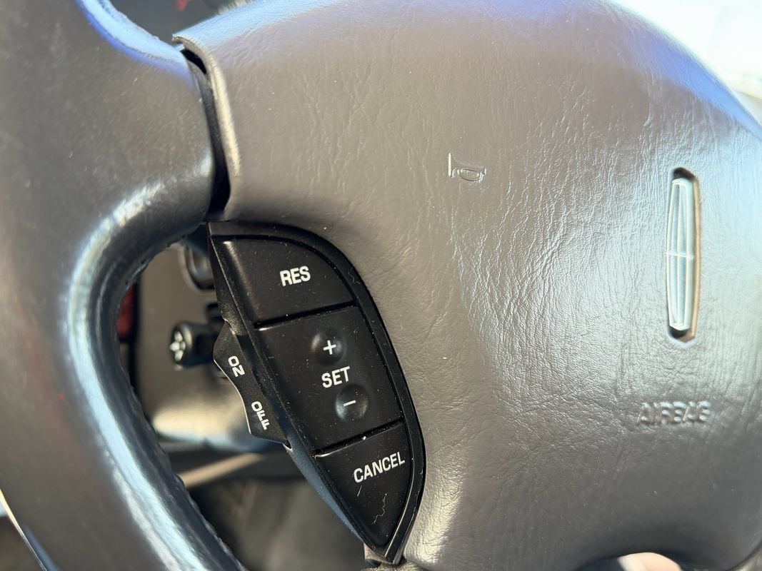 Used 2001 Lincoln LS RWD image 22