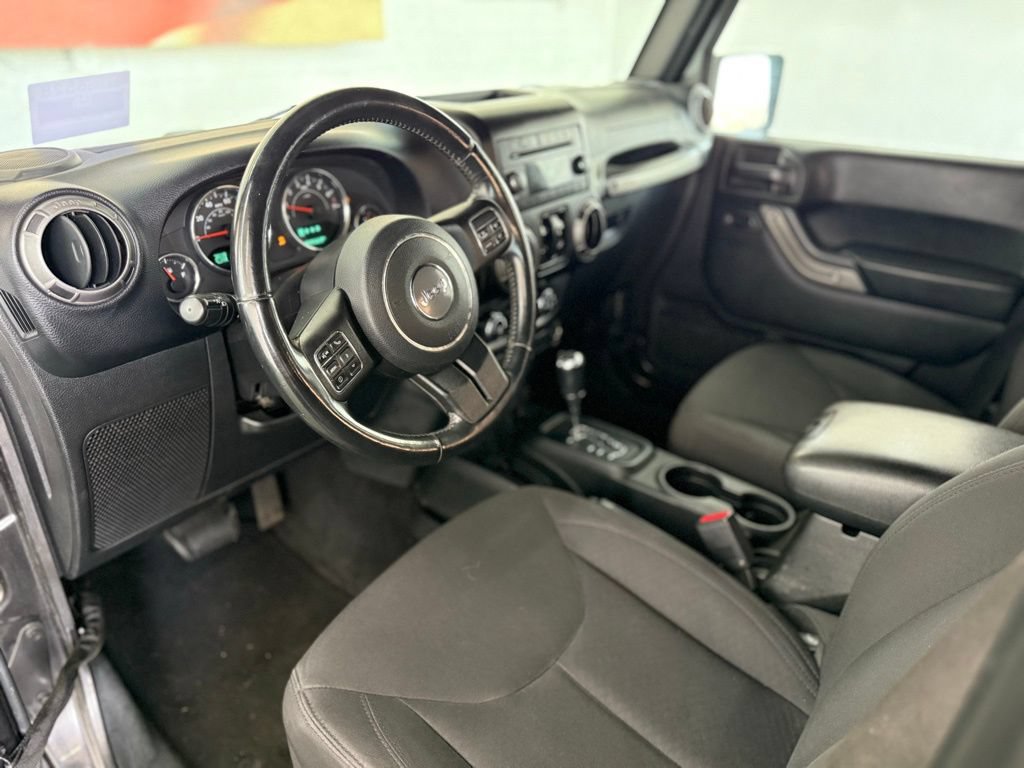 Used 2018 Jeep Wrangler Unlimited Sport S AWD/4WD image 21
