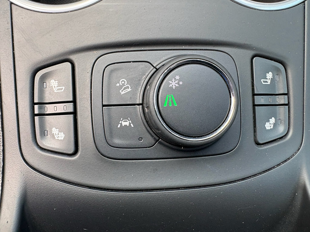 Used 2021 GMC Terrain SLE w/ Driver Convenience Package FWD image 24