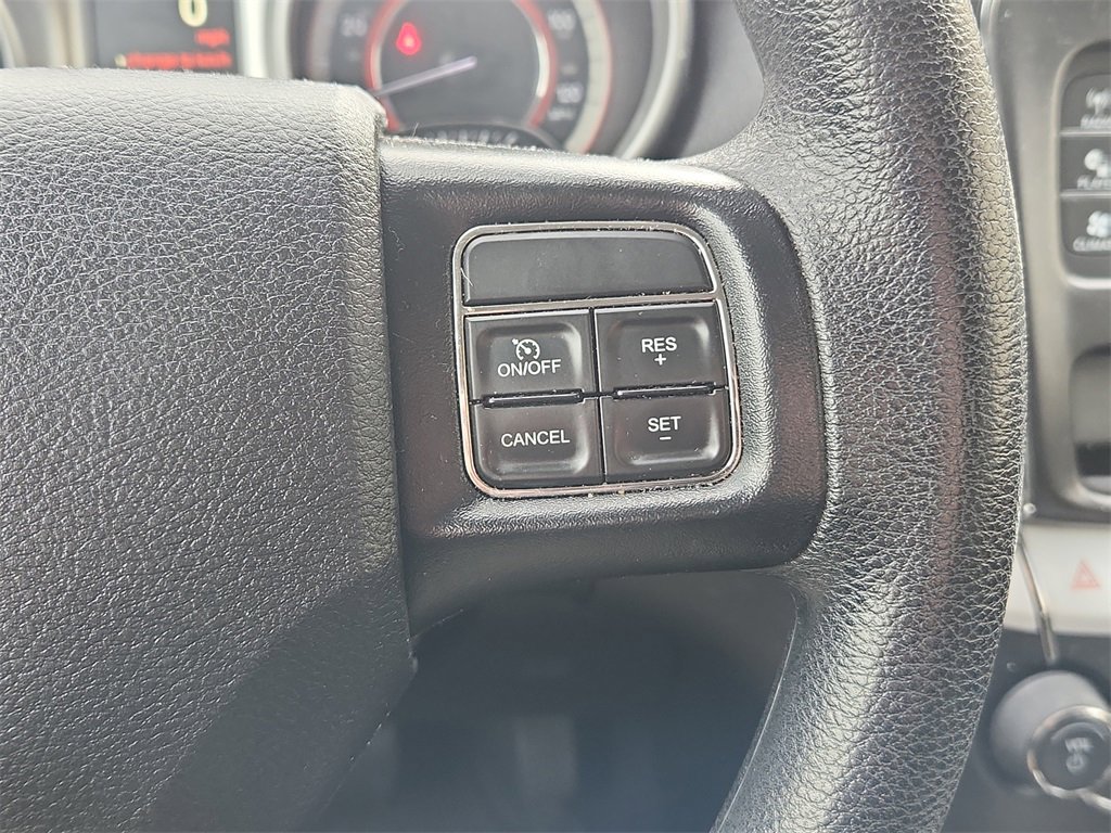 Used 2019 Dodge Journey SE w/ Blacktop Package image 18