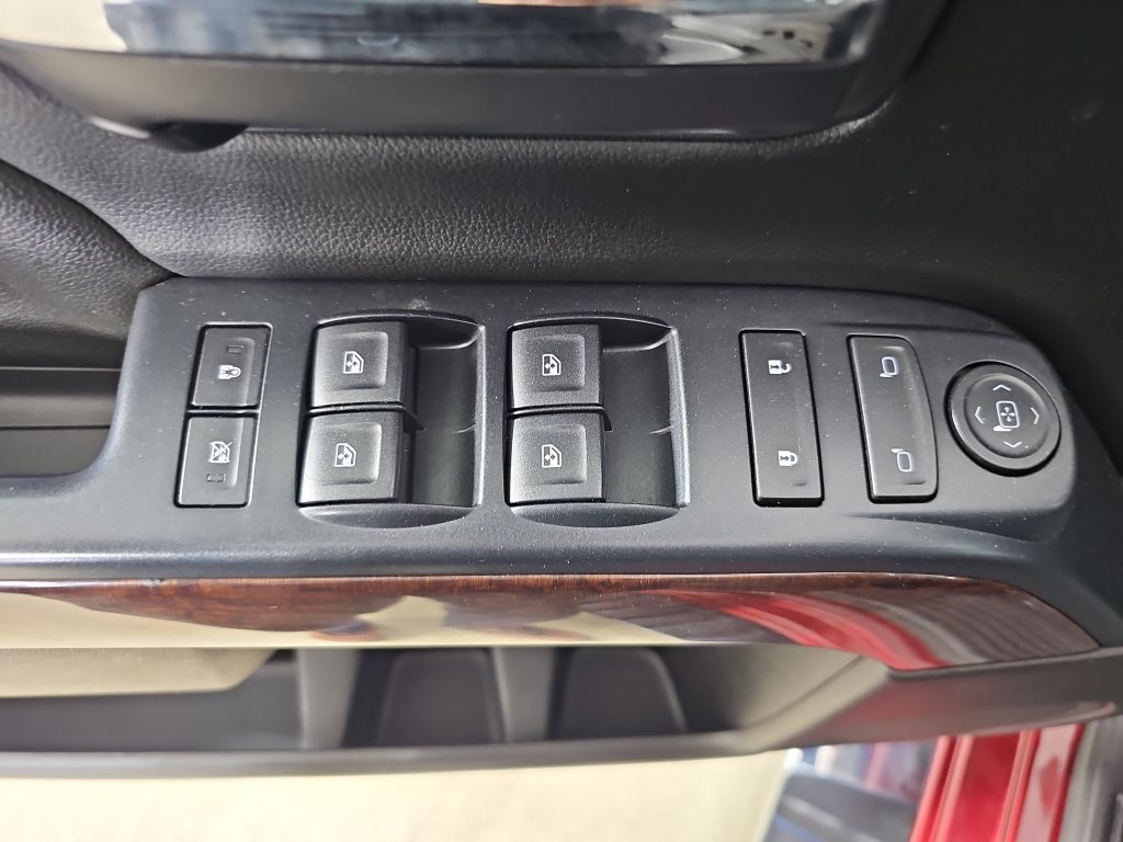 Used 2017 GMC Sierra 1500 SLE w/ SLE Value Package AWD/4WD image 32