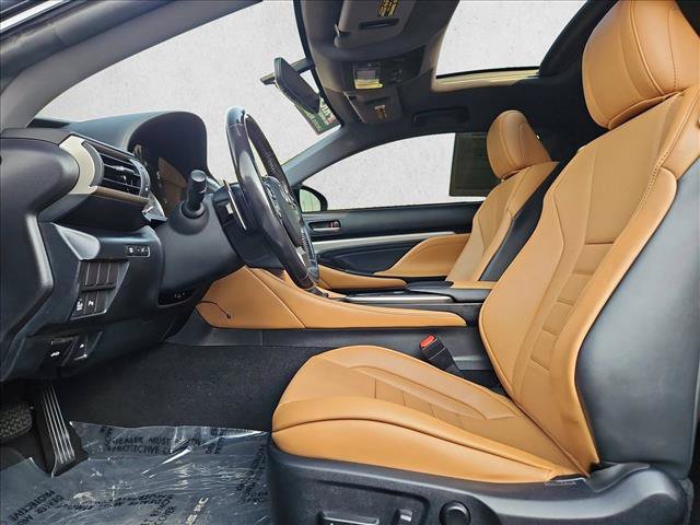 Used 2015 Lexus RC 350 w/ Navigation System Package RWD image 17