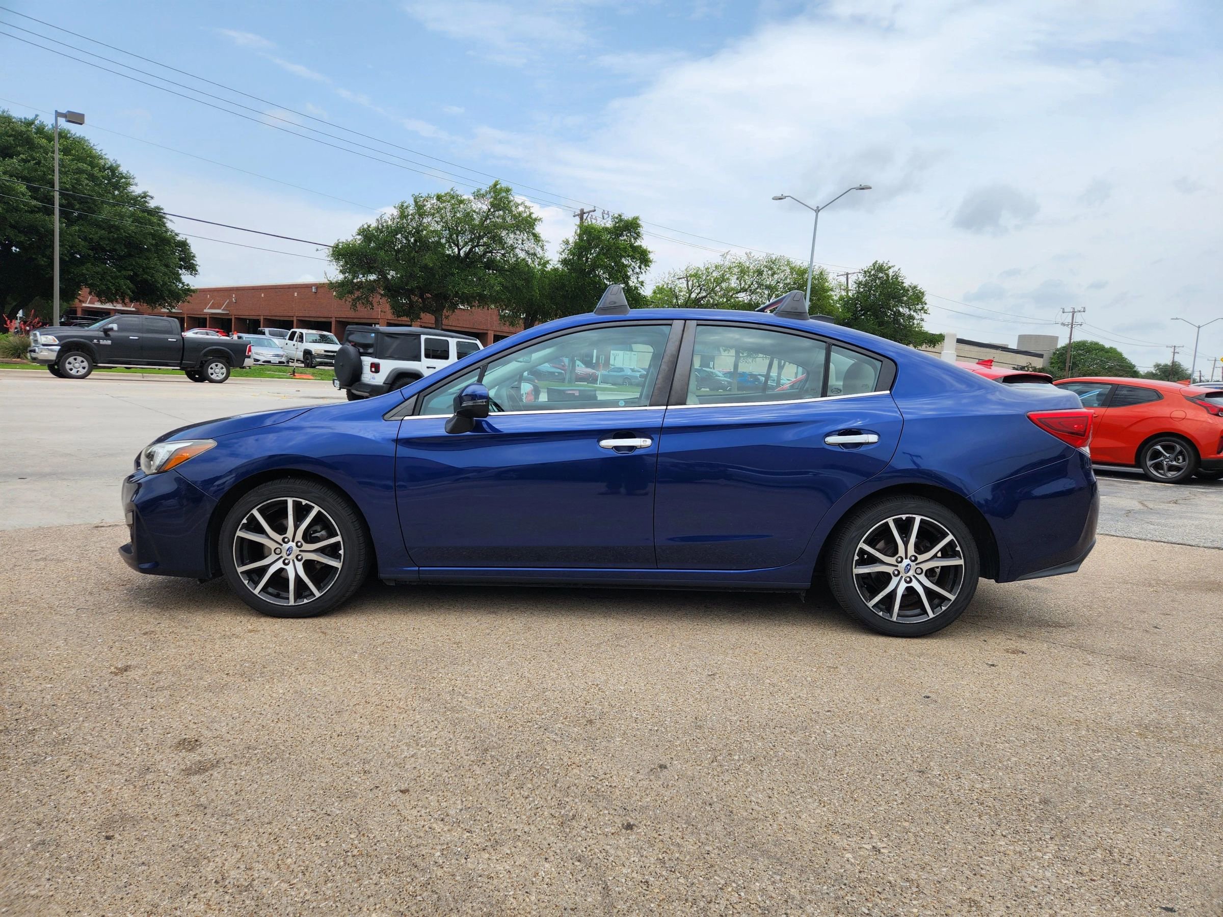 Used 2018 Subaru Impreza 2.0i Limited AWD/4WD image 2