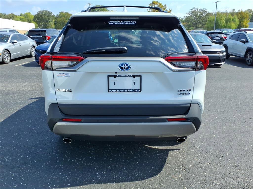 Used 2023 Toyota RAV4 Limited image 4