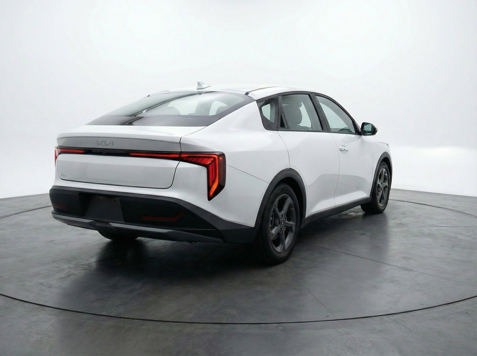 Used 2025 Kia K4 FWD image 7