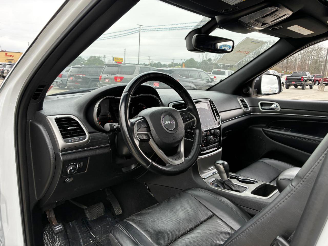 Used 2021 Jeep Grand Cherokee Limited image 14