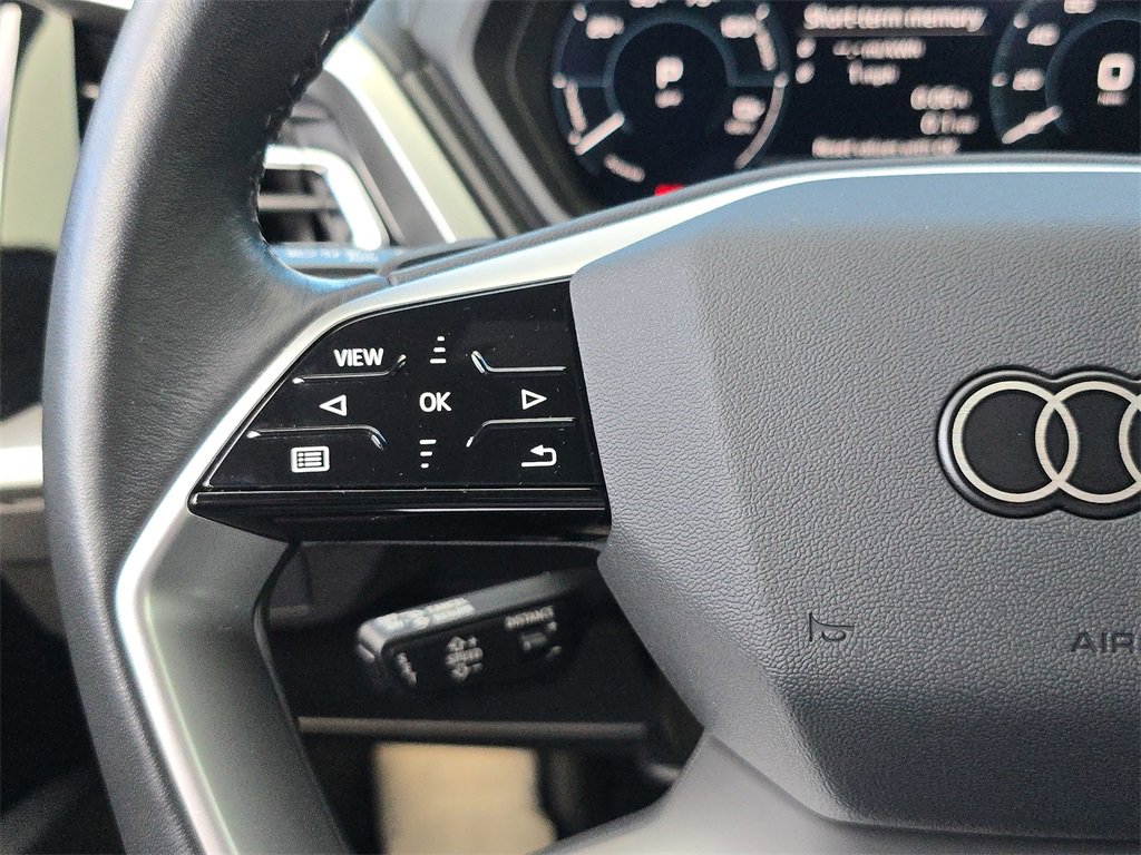 Used 2024 Audi Q4 e-tron Prestige image 24