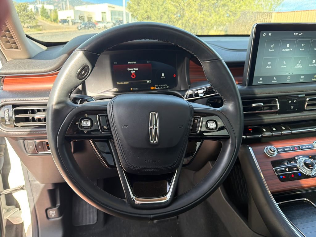 Used 2021 Lincoln Aviator Reserve w/ Equipment Group 201A AWD/4WD image 15