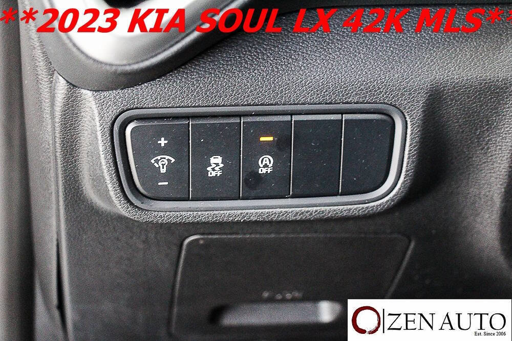 Used 2023 Kia Soul LX w/ Option Group 015 image 19