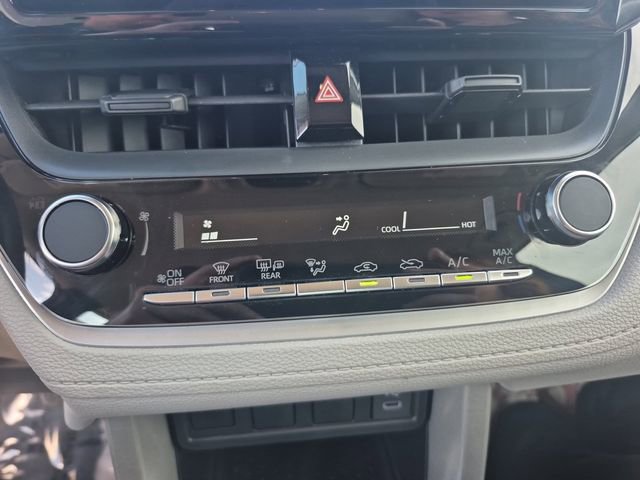 Used 2024 Toyota Corolla Cross L image 22