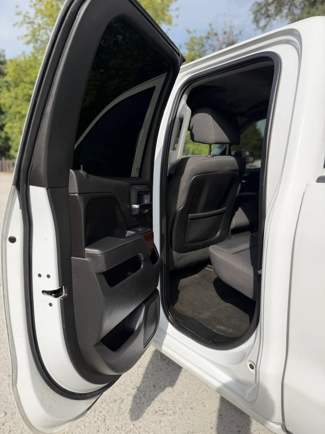 Used 2015 Chevrolet Silverado 1500 LT w/ All Star Edition AWD/4WD image 13