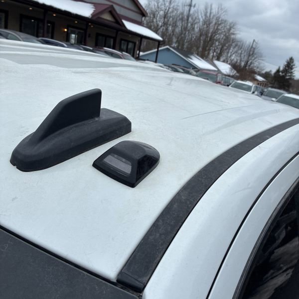 Used 2023 GMC Sierra 3500 Pro w/ Convenience Package image 16