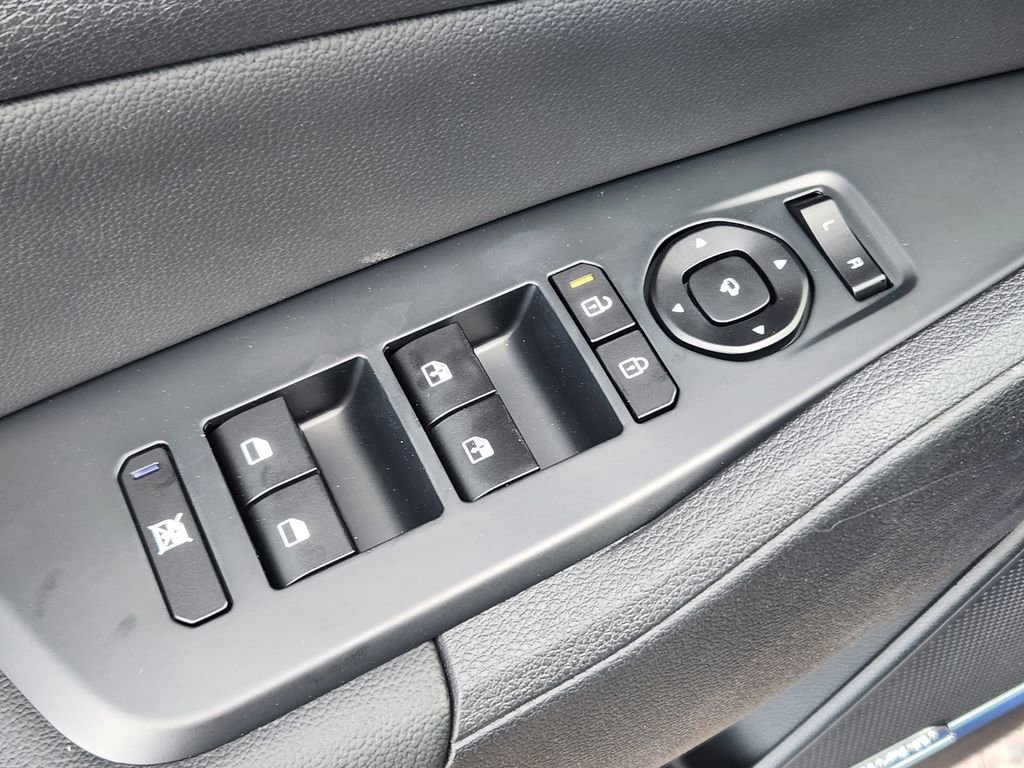 New 2026 Kia Sportage SX image 7