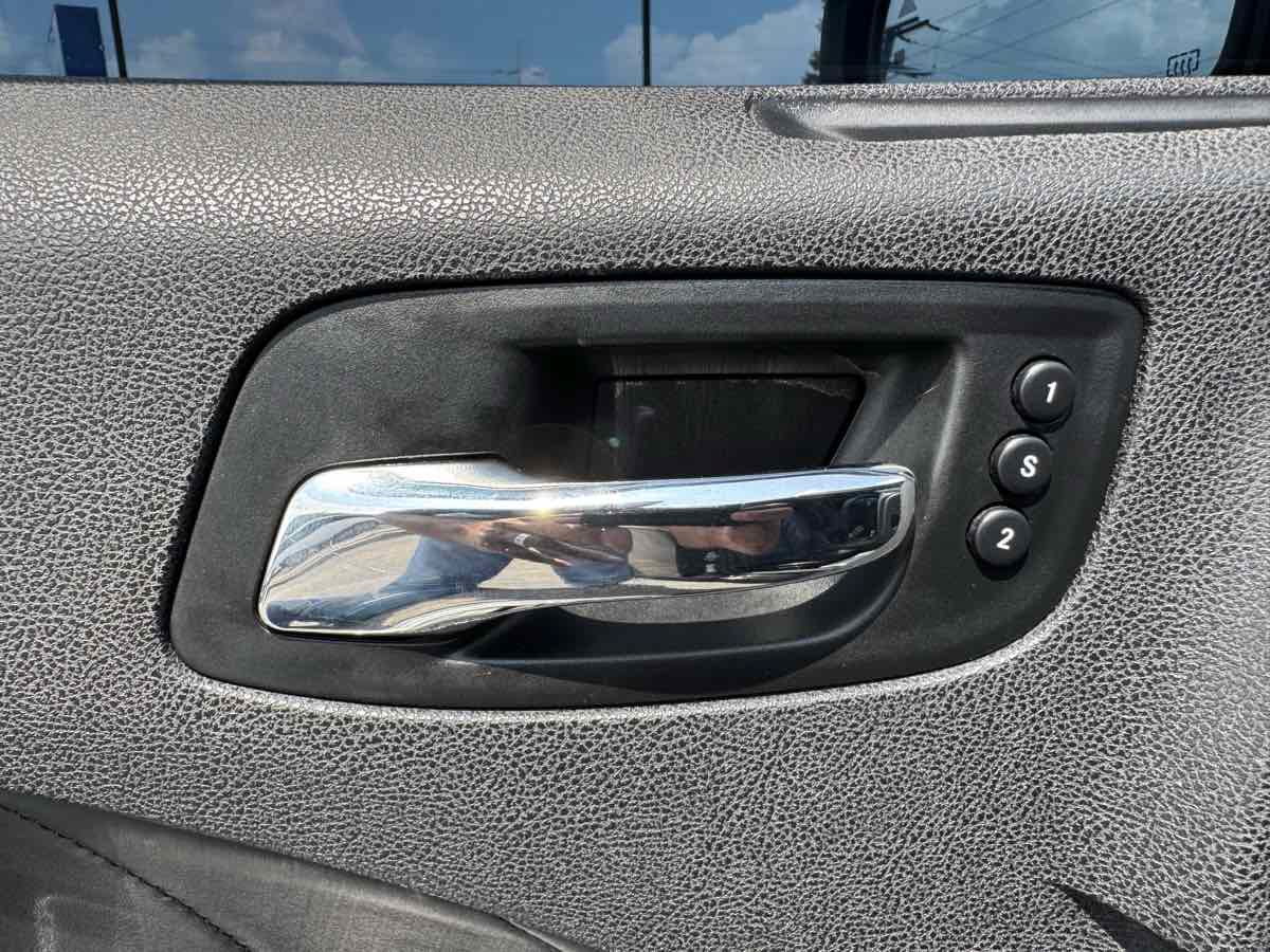 Used 2018 Dodge Charger SRT Hellcat w/ Harman/Kardon Audio Group RWD image 32