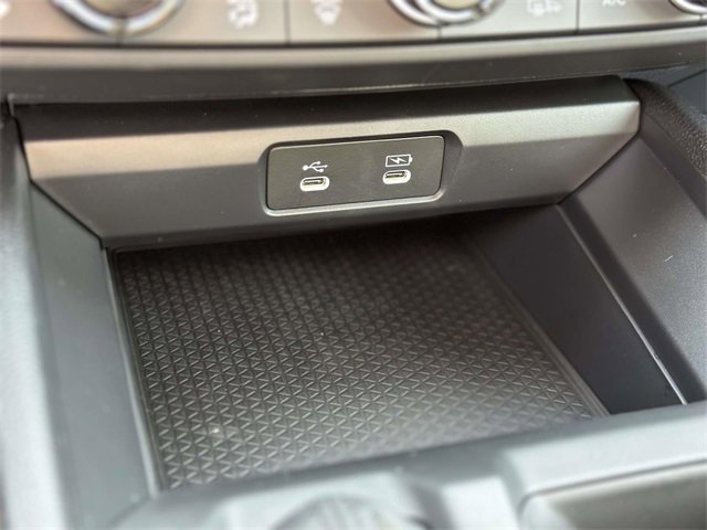 Certified 2025 Honda Accord SE image 19