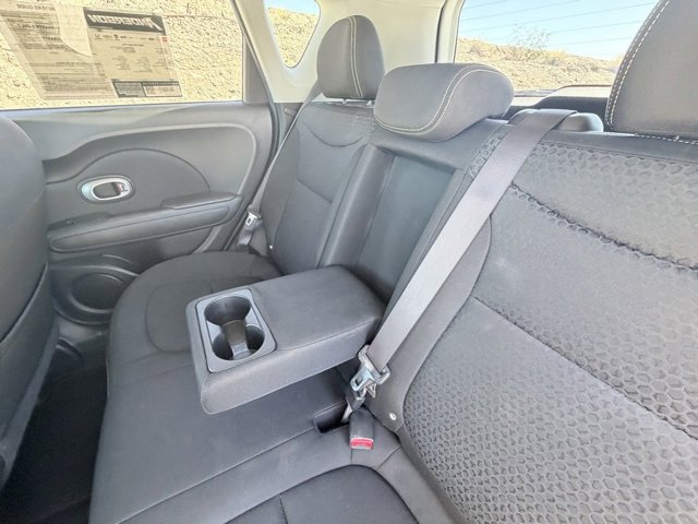 Used 2015 Kia Soul + image 22