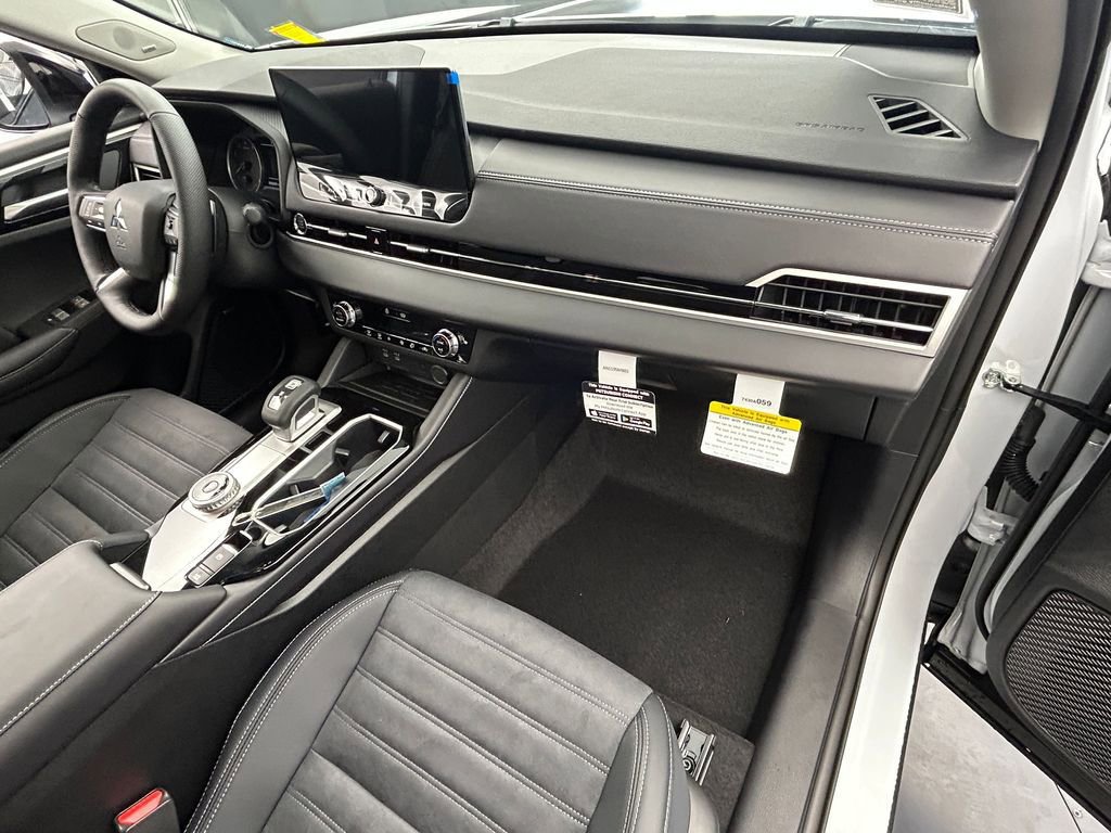 New 2026 Mitsubishi Outlander Trail Edition image 45