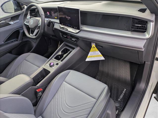 New 2026 Volkswagen Tiguan SE R-Line image 26