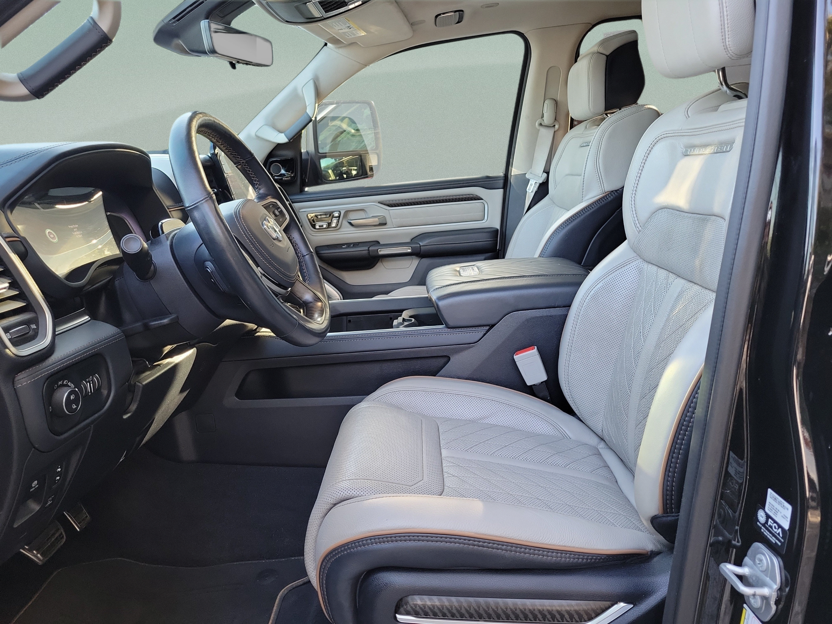 Used 2025 RAM 1500 Tungsten w/ Off Road Group AWD/4WD image 19
