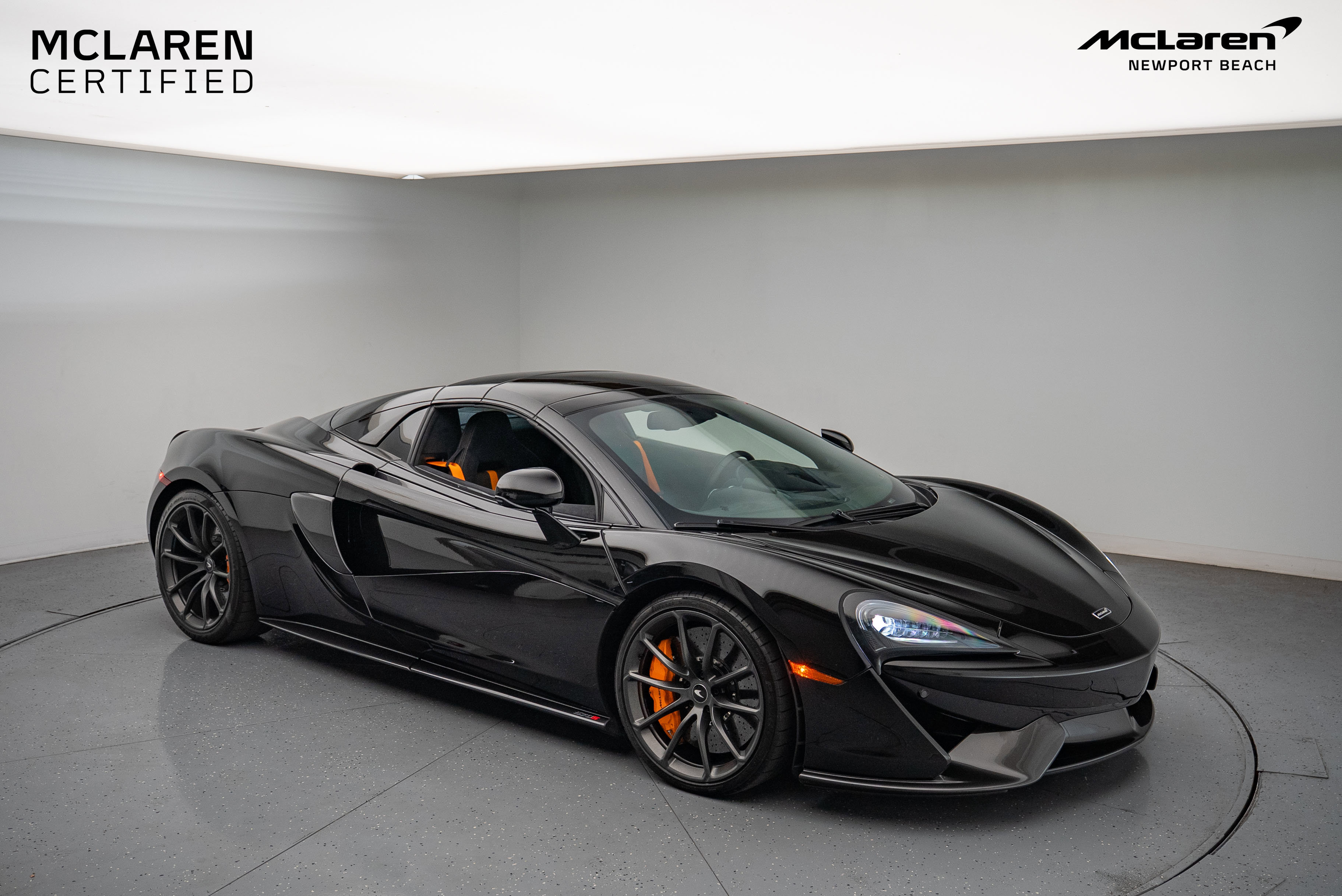 Used 2019 McLaren 570S Spider image 19