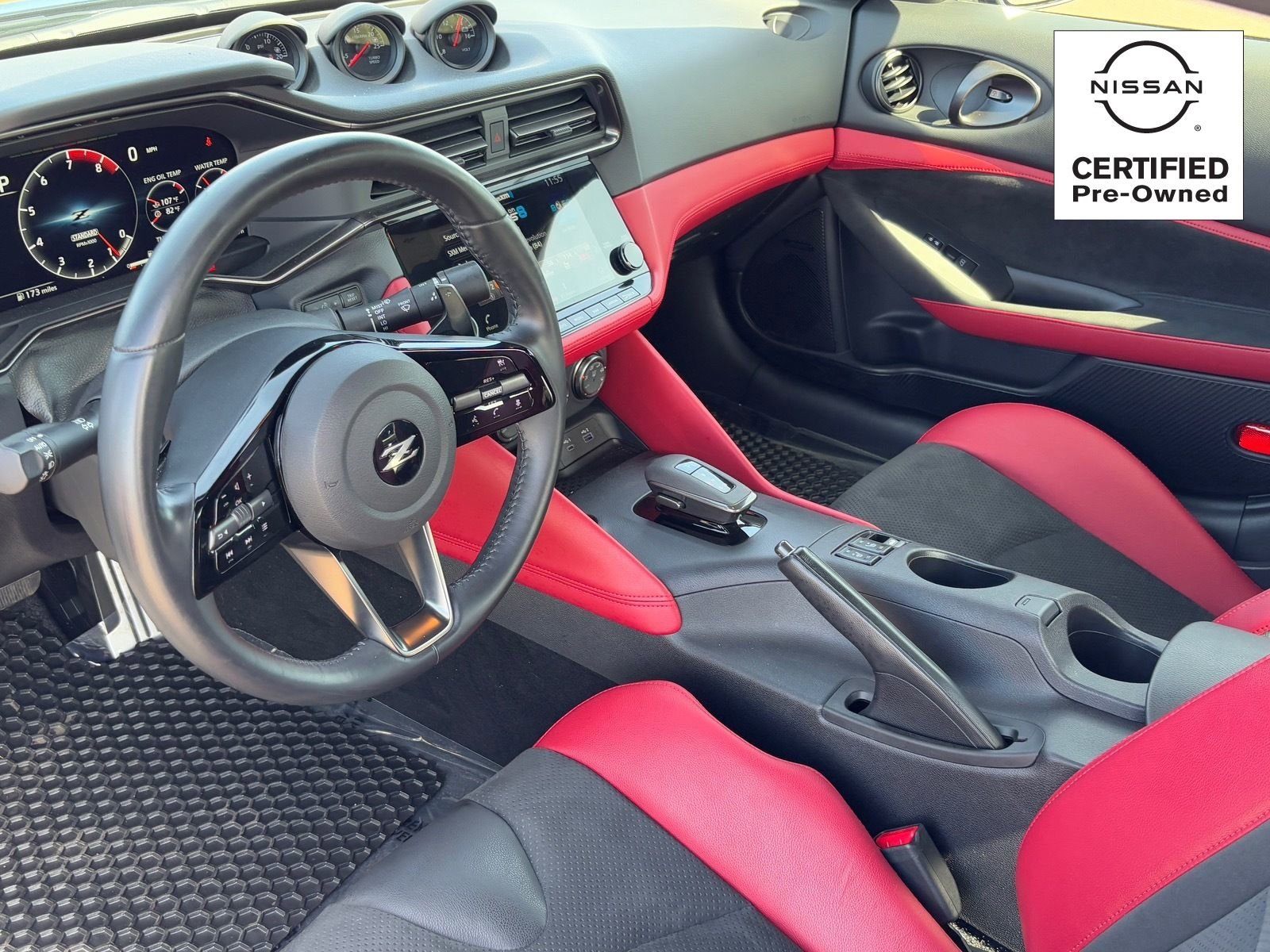 Certified 2024 Nissan Z Performance w/ Floor Mat Package image 15