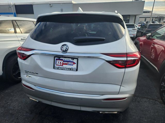 Used 2020 Buick Enclave Premium w/ Sun and Sites Package image 3