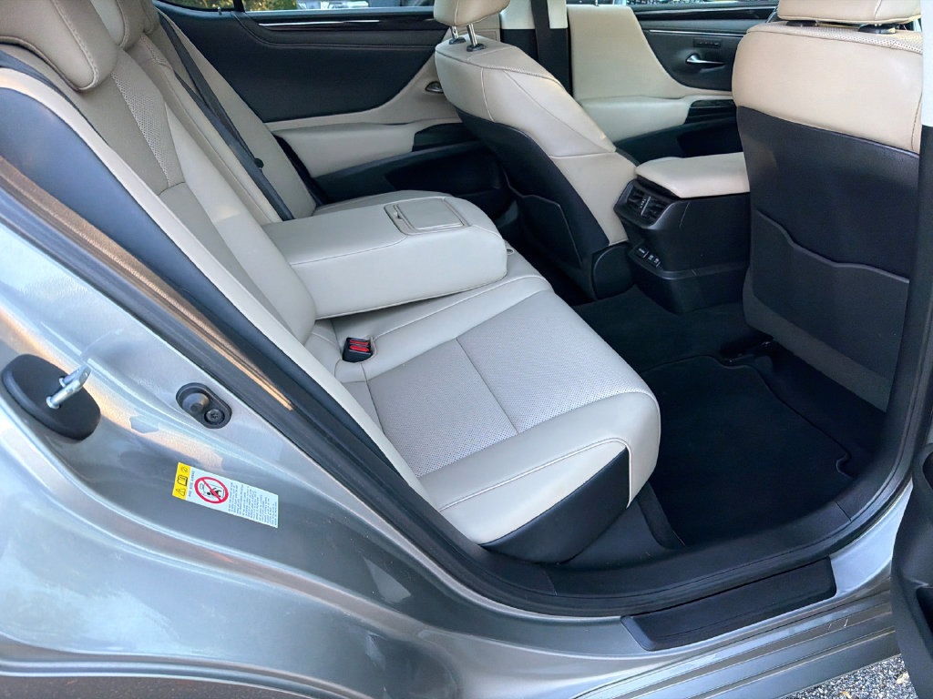 Used 2019 Lexus ES 350 w/ Premium Package FWD image 15